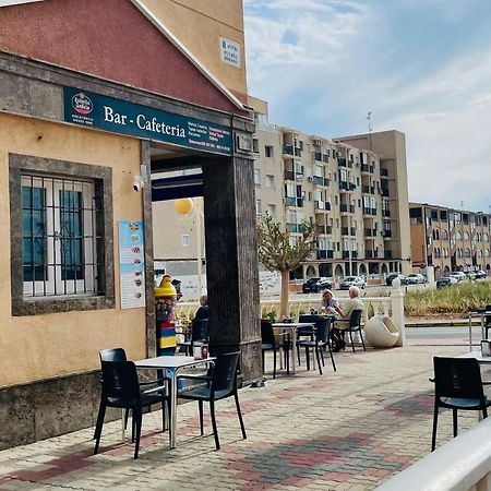 El Papagayo Apartment 2 Mins Walking To The Beach Torrevieja Exterior photo