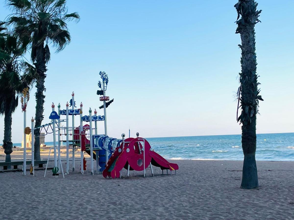 El Papagayo Apartment 2 Mins Walking To The Beach Torrevieja Exterior photo