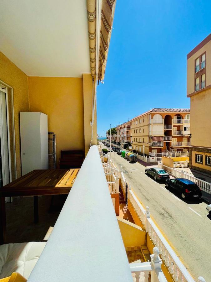 El Papagayo Apartment 2 Mins Walking To The Beach Torrevieja Exterior photo