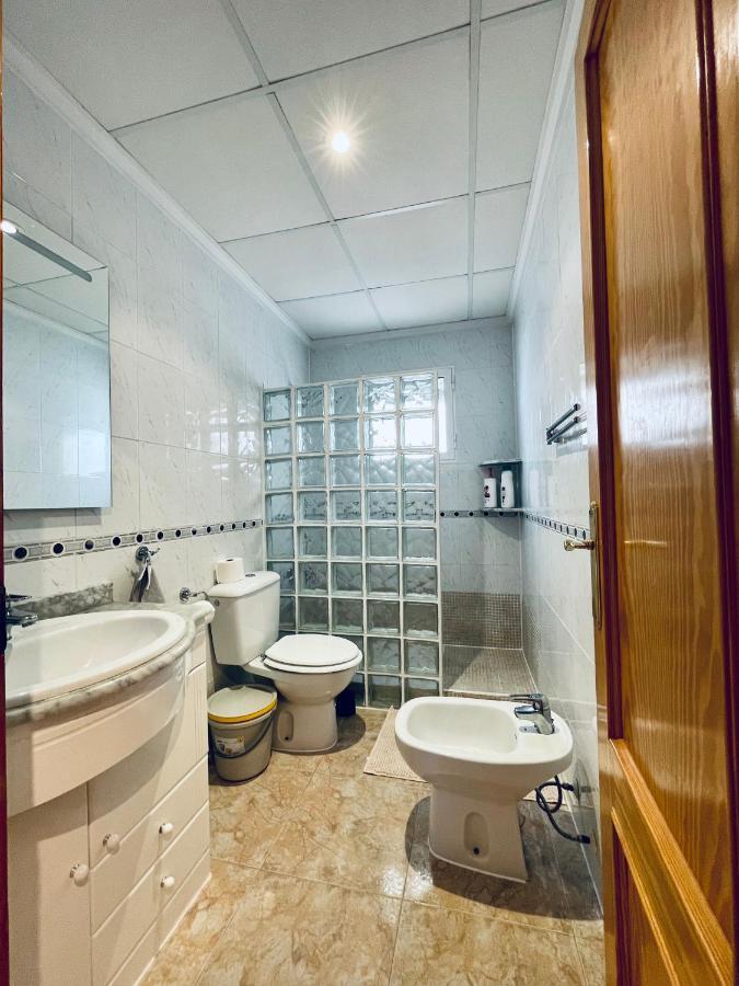 El Papagayo Apartment 2 Mins Walking To The Beach Torrevieja Exterior photo